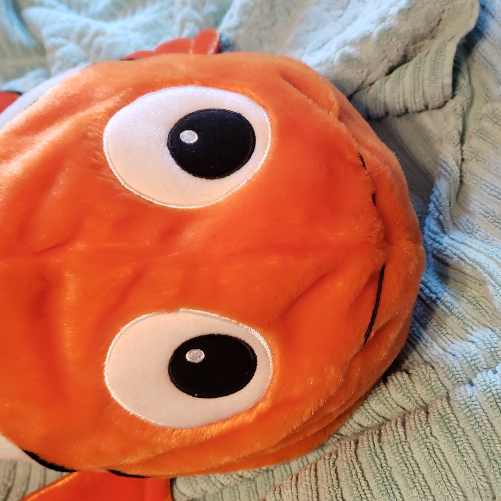 DISNEY / PIXAR Plush Hat - Finding Nemo Costume Hat - Size Youth - NEW - Picture 5 of 13